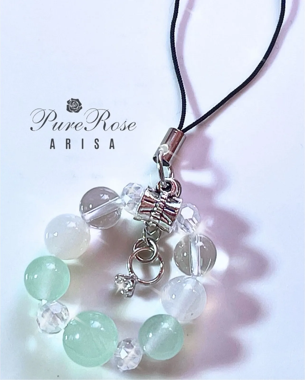 心身を疲労から癒すカルセドニーと心の痛み癒すホワイトメノウのストラップ★埼玉県R.K様